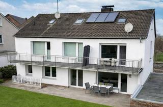 Wohnung kaufen in 58730 Fröndenberg, Ideal für Singles, Paare oder Kapitalanleger – Dachgeschosswohnung mit Charme