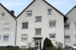 Wohnung kaufen in 59755 Arnsberg, Charmante 2-Zimmer-Dachgeschosswohnung mit Balkon in Arnsberg-Moosfelde