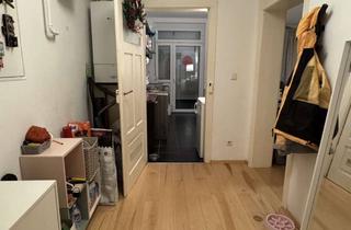 Wohnung mieten in Stitzenburgstraße 19/2, 70182 Mitte, Attraktive 2-Zimmer-Wohnung im Zentrum von Stuttgart (haustierfreundlich, WG geeignet)