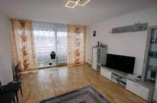 Wohnung mieten in 96450 Coburg, Freundliche 2-Zimmer-Wohnung mit zwei Balkonen im Hochhaus Nähe Klinikum