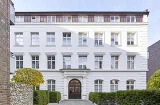 Wohnung mieten in Große Freiheit 63, 22767 St. Pauli, Traumhafte repräsentative 4 Zi. Altbauwohnung- Top Zustand - Terrassengarten- Sehr ruhige Lage