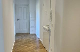 Wohnung mieten in Tennstedter Straße 21, 12249 Lankwitz, Einzigartiges 2-Zimmer-Dachgeschoss-Apartment in Berlin-Lankwitz