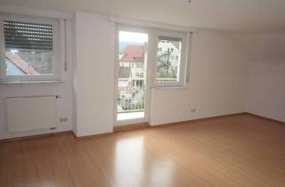 Wohnung mieten in 70329 Obertürkheim, Gemütliche 2 Zimmer Dachgeschoss Wohnung in Stuttgart-Obertürkheim mit Balkon und Ausblick