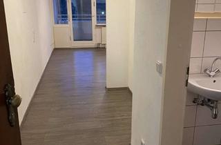 Wohnung mieten in Pfarrer-Ries-Str., 66583 Spiesen-Elversberg, Schönes 1 Zimmer App. mit Balkon zu vermieten!