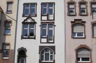 Wohnung mieten in Tivolistraße 32, 52349 Düren, 2 Zimmer Wohnung - Schöner Wohnen im modernisierten Altbau, max 2 Personen, ab März verfügbar