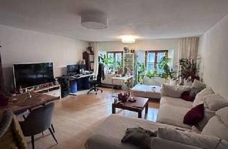 Wohnung mieten in 93047 Innenstadt, Traumhafte 3 Zimmer-Wohnung in der Regensburger Innenstadt