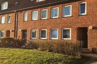 Wohnung mieten in Fehrsplatz 17, 25746 Heide, *Wohn(t)raum: ansprechende 2-Zimmer-Dachgeschosswohnung*