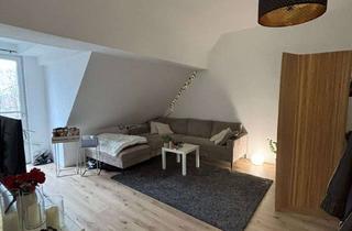 Wohnung mieten in Buckhausstraße, 91522 Hennenbach, Attraktive 2-Zimmer - DG-Wohnung mit EBK und Balkon in Ansbach