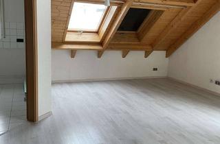 Wohnung mieten in Weststraße, 74906 Bad Rappenau, Schöne DG Galeriewohnung in Heinsheim, Neue EBK, Neue Böden, Klimaanlage, Garage +Stellplatz.