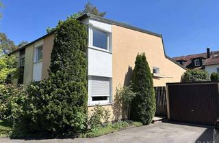 Doppelhaushälfte kaufen in 82194 Gröbenzell, Renovierte Split-Level-Doppelhaushälfte mit Pultdach und großer Süd-Terrasse in Gröbenzell-Nord