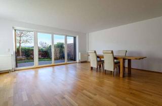 Haus kaufen in 18146 Brinckmansdorf, Panorama-Stadthaus mit Garten und Blick auf die Rostocker Altstadt