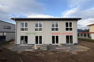 Haus mieten in Feengrottenweg 13, 39122 Westerhüsen, Neubau: Energieeffiziente Doppelhaushälfte mit Garten, Stellplätzen und Top-Anbindung