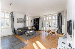 Anlageobjekt in Kopernikusstraße, 10245 Friedrichshain, Light-filled apartment with south-facing balcony and lift in the Simon-Dach neighbourhood