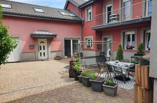 Anlageobjekt in Vinkratherstr 22, 47929 Grefrath, Kapitalanlage mit 5 gut vermieteten Wohnungen im Herzen vom Grefrath