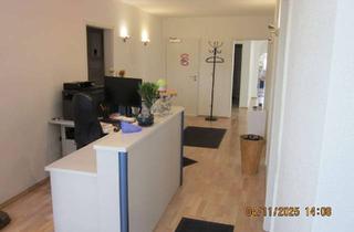 Büro zu mieten in Bahnhofstraße 61, 45701 Herten, Praxis-/Bürofläche in zentraler Lage