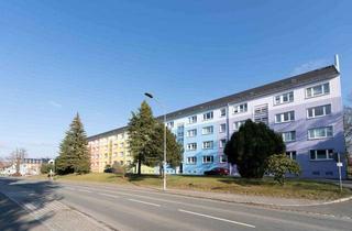 Wohnung mieten in Oelsnitzer Straße 27, 08223 Falkenstein, 4-Raum Wohnung mit Balkon