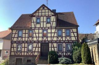 Haus kaufen in 36358 Herbstein, Großzügiges Landhaus zentral in Herbstein zu verkaufen - nur für kurze Zeit!