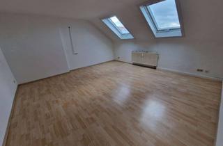 Wohnung mieten in 68165 Schwetzingerstadt, Charmante 2,5-Zimmer Dachgeschosswohnung in Mannheim