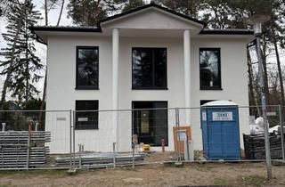 Villa kaufen in 15827 Blankenfelde-Mahlow, Design trifft Luxus: Stadtvilla mit Kragarmtreppe – jetzt mitgestalten