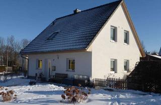 Haus kaufen in 09376 Oelsnitz, Neugebautes massives Energiesparhaus in guter Lage (Oelsnitz)