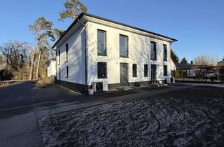 Doppelhaushälfte kaufen in 15827 Blankenfelde-Mahlow, Exklusive Neubau-Doppelhaushälfte * sofort bezugsfertig