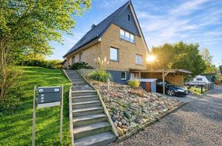 Einfamilienhaus kaufen in 24392 Süderbrarup, Familientraum in 1-a-Lage! Einfamilienhaus - 4-Zimmer, offene Wohnküche mit Kamin, Garten, Carport.