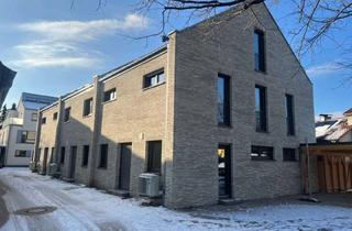 Haus mieten in Mühlenstraße 12, 30938 Burgwedel, Erstbezug! Elegantes Reihenhaus mit 5 Zimmern in Burgwedel