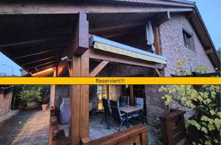 Einfamilienhaus kaufen in 67680 Neuhemsbach, Neuhemsbach - Natürliche Eleganz: Sandstein trifft Holz – Wohnen mit Stil ideal für den 2 Personenhaushalt