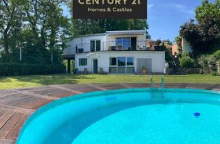 Haus kaufen in 66117 Saarbrücken, Exklusive Bauhaus-Residenz in Höhenlage – Wohnen mit Weitblick über Saarbrücken