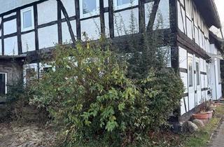 Haus kaufen in 31319 Sehnde, Sehnde - Provisionsfrei: 4-Zimmer-Fachwerkhaus und Carport in Sehnde-Ilten