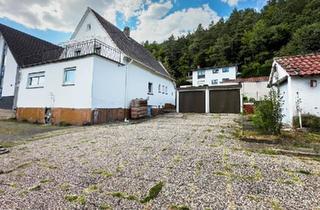 Einfamilienhaus kaufen in 67661 Kaiserslautern, Kaiserslautern - Einfamilienhaus mit Garten und 2 Garagen