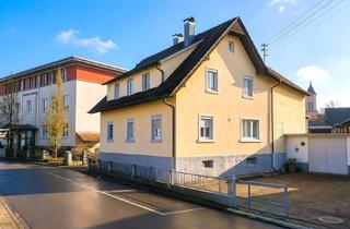 Haus kaufen in 77743 Neuried, Neuried/Altenheim - Großzügiges Wohnhaus mit 6 Zimmern, Garten und Garagen. Ideal für Familien in NEURIED-ALTENHEIM