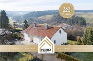 Haus kaufen in 78078 Niedereschach, Niedereschach - In ruhiger und sonniger Höhenlage: Mit herrlichem Talblick und Einliegerwohnung