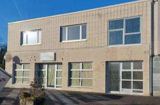 Wohnung kaufen in 50226 Frechen, Schöne Eigentumswohnung in Frechen-Habbelrath auf der ersten Etage mit Garten