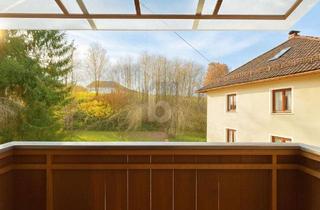 Wohnung kaufen in 83714 Miesbach, HELLER TRAUM MIT BALKON, GARTEN UND GARAGE