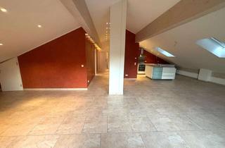 Wohnung kaufen in Kißlingerstraße, 83700 Rottach-Egern, *DG-Wohnung in Westausrichtung mit traumhaften Bergblick*zentral und ruhig gelegen*650m zum See*