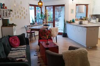 Wohnung kaufen in 73257 Köngen, Gepflegte 3,5-Zimmer Erdgeschosswohnung in Köngen mit Garten und Terrasse