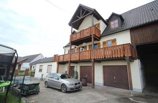 Wohnung mieten in 86647 Buttenwiesen, Wohnen mit Eigenheim-Charakter in ruhiger Lage – 5 ZKB, Dachterrasse, Garten und Balkone