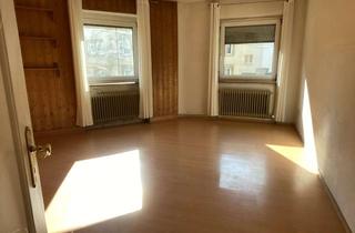 Wohnung mieten in Libanonstraße 67, 70186 Ost, Zentrale und gemütliche 3-Zi.-Wohnung, Familien- und WG geeignet