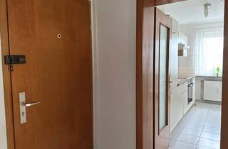 Wohnung mieten in 64546 Mörfelden-Walldorf, Einziehen & wohlfühlen: 2 Zimmer Wohnung mit Balkon, EBK und Tageslichtbad