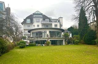 Wohnung mieten in 22085 Uhlenhorst, Modernisierte 3-Zimmer-Wohnung mit Balkon, 2 Tiefgaragenplätzen und Gartenzugang zum Feenteich