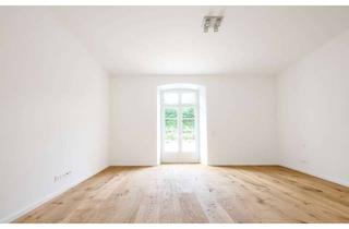 Wohnung mieten in 32760 Detmold, Barrierefreies 1-Zimmer-Apartment mit eigenem Garten und Terrasse in wunderschöner Lage