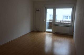 Wohnung mieten in Schonhoverstraße 18, 90409 Nürnberg, Bestlage Maxfeld: 3-Zimmer-Wohnung mit Balkon und Einbauküche nahe Stadtpark