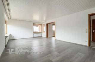 Wohnung mieten in 75382 Althengstett, Große renovierte Wohnung in Neuhengstett mit Balkon, Garage zu vermieten!
