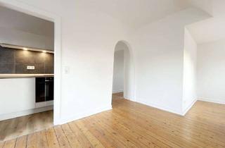 Wohnung mieten in 40764 Langenfeld, FRISCH SANIERT! Besondere Altbauwohnung voller Charme