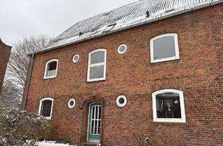 Wohnung mieten in Hertzstraße 79, 24149 Neumühlen-Dietrichsdorf, WG-Geeignete Wohnung in HAW-Nähe!