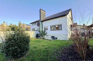 Haus kaufen in 74235 Erlenbach, Raum für Familie & Zukunft - Haus mit Garten und drei Garagen