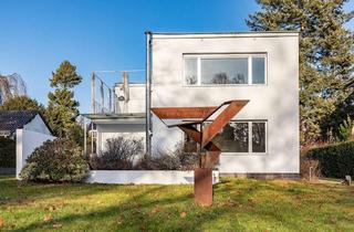 Villa kaufen in 14195 Dahlem, Wohnen in denkmalgeschützter "Bauhaus-Villa" mit direktem Parkblick in Dahlem