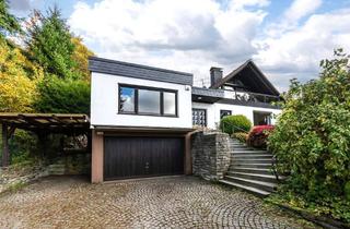 Einfamilienhaus kaufen in 65779 Kelkheim, Weitblick und Privatsphäre: Großzügiges Einfamilienhaus mit ELW und Traumgarten