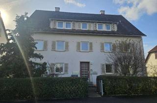 Mehrfamilienhaus kaufen in Schwilkenhofstraße 35, 70439 Stammheim, Investitionschance: Mehrfamilienhaus in gefragter Wohnlage!